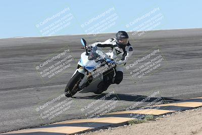 media/Oct-13-2025-Moto Forza (Mon) [[a66d839500]]/4-C Group/Session 2 (Bowl)/